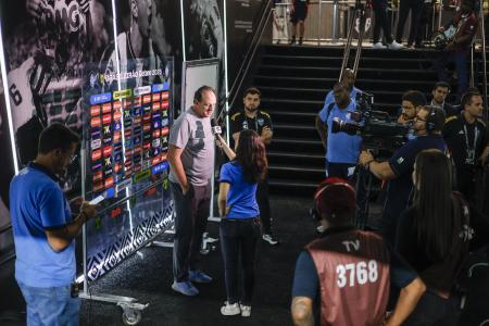 Rogério Ceni em entrevista na Arena MRV