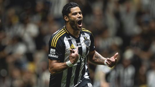 Diante do Bahia, Hulk marcou gol de número 500 da carreira