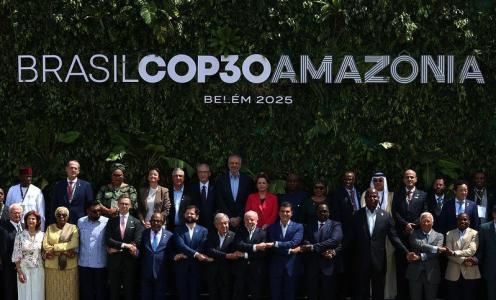Foto de família na Cúpula de Líderes, na COP 30