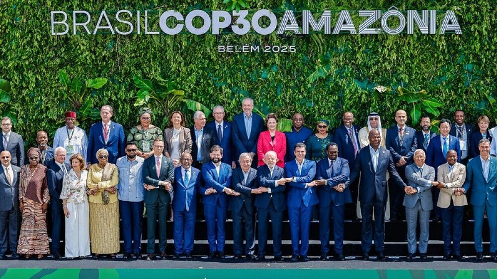 'Gastar com armas é pavimentar o caminho para o apocalipse climático', diz Lula na COP 30