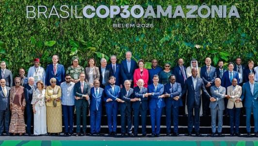 Foto oficial dos líderes que participam da COP 30