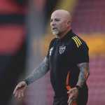 Lesão de titular do Atlético reacende polêmica com desafeto de Sampaoli na Argentina