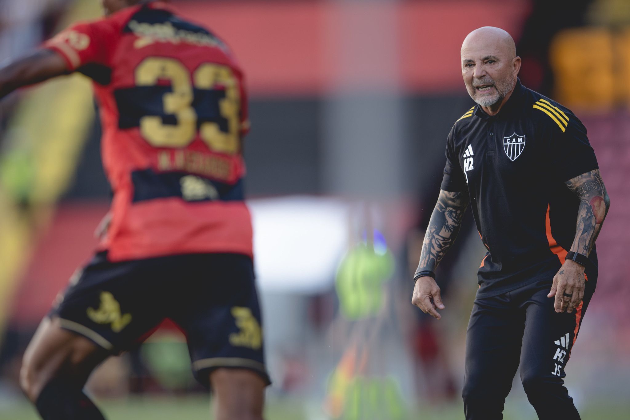Atlético quebra jejum com Sampaoli em virada contra o Sport pelo Brasileirão
