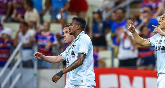 Edenilson está fora do jogo do Grêmio contra o Vasco