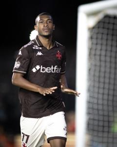 Rayan já marcou 12 gols na Série A do Campeonato Brasileiro