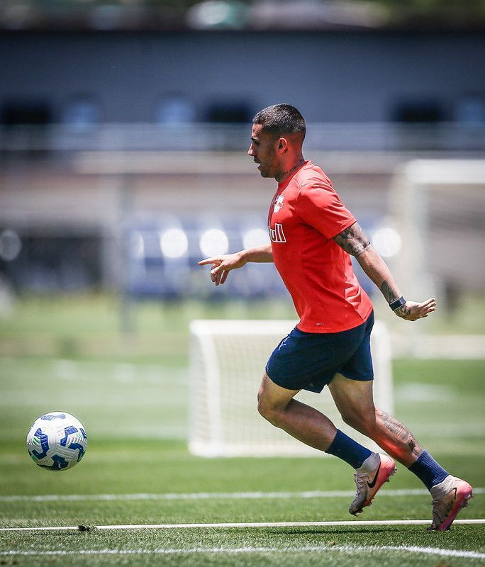 Gabriel rejeita zona de conforto e abre o jogo sobre RB Bragantino