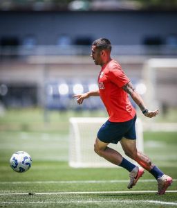 Gabriel, volante do RB Bragantino