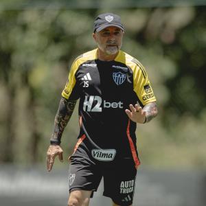 Jorge Sampaoli durante atividade realizada na Cidade do Galo