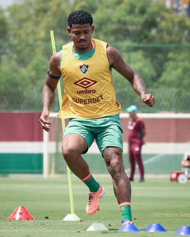 John Kennedy traça objetivo do Fluminense para clássico contra o Flamengo
