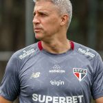 São Paulo: Crespo ganha dúvida e novo desfalque para clássico contra o Corinthians