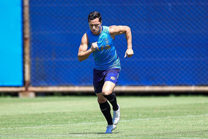 STJD pune Marlon por acusar arbitragem de roubo contra o Grêmio no Brasileirão