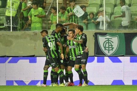 Parte do time do América durante a temporada 2025