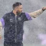 Davide Ancelotti rasga elogios a panamenho e detalha importância de vitória do Botafogo