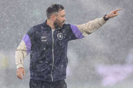 Davide Ancelotti, treinador do Botafogo