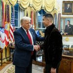 Cristiano Ronaldo recebe presente de Donald Trump em visita à Casa Branca