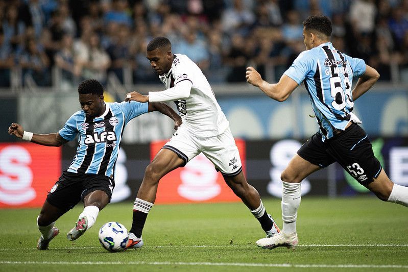 Fernando Diniz aponta motivos para nova derrota do Vasco no Brasileiro