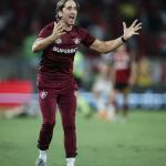 Invicto dentro de casa, Zubeldía consegue boa sequência em clássicos pelo Fluminense