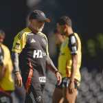 Jogador do Atlético sente dores em treino e é cortado da final da Sul-Americana