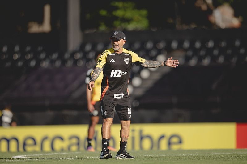 Atlético encerra preparação para final com ausências; saiba detalhes
