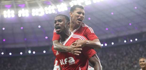 Ceará e Inter duelaram na Arena Castelão