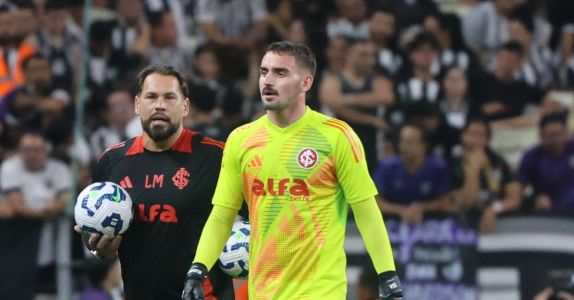 Terceira opção no gol do Inter, Anthoni foi quem mais atuou na posição em 2025