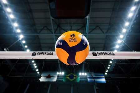 Bola oficial da Superliga Feminina 2025