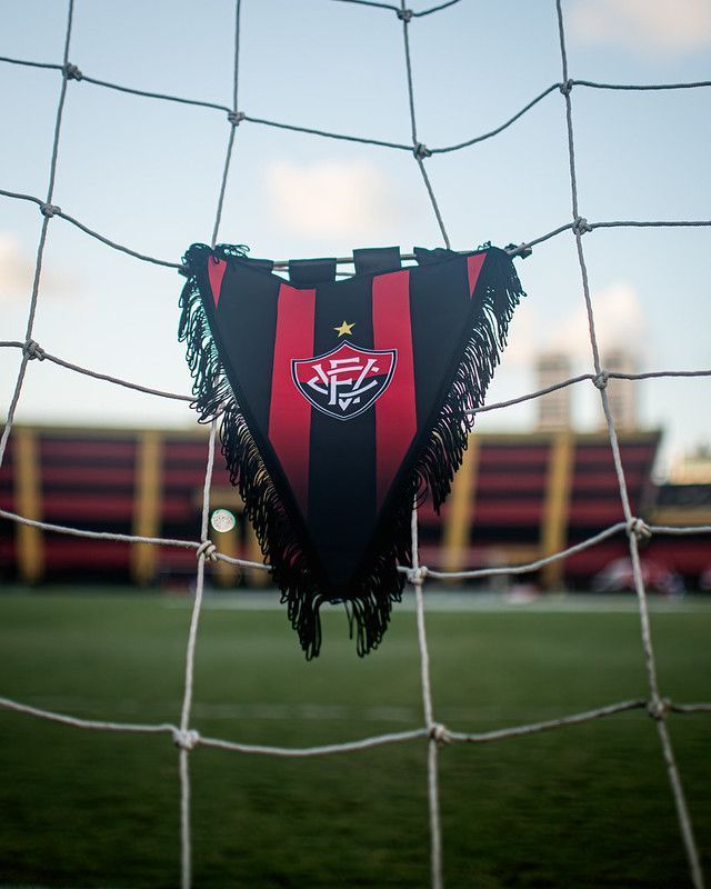 Do que o Vitória precisa para escapar do rebaixamento na última rodada do Brasileirão