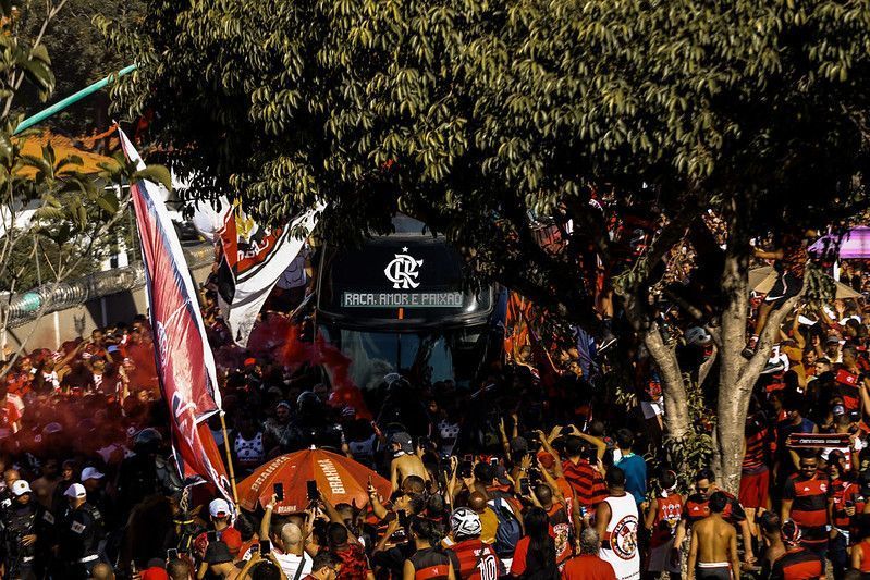 'Ninguém morre nos devendo': o lema da torcida do Flamengo na final da Libertadores