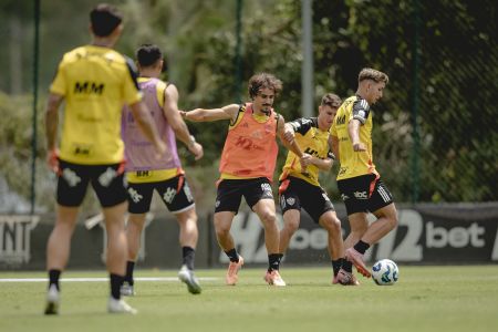 Treinamento na Cidade do Galo antes de duelo com Fortaleza