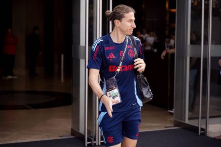 Filipe Luís durante entrevista coletiva do Flamengo