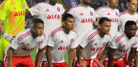 Inter enfrenta o Vasco em São Januário, no Rio de Janeiro