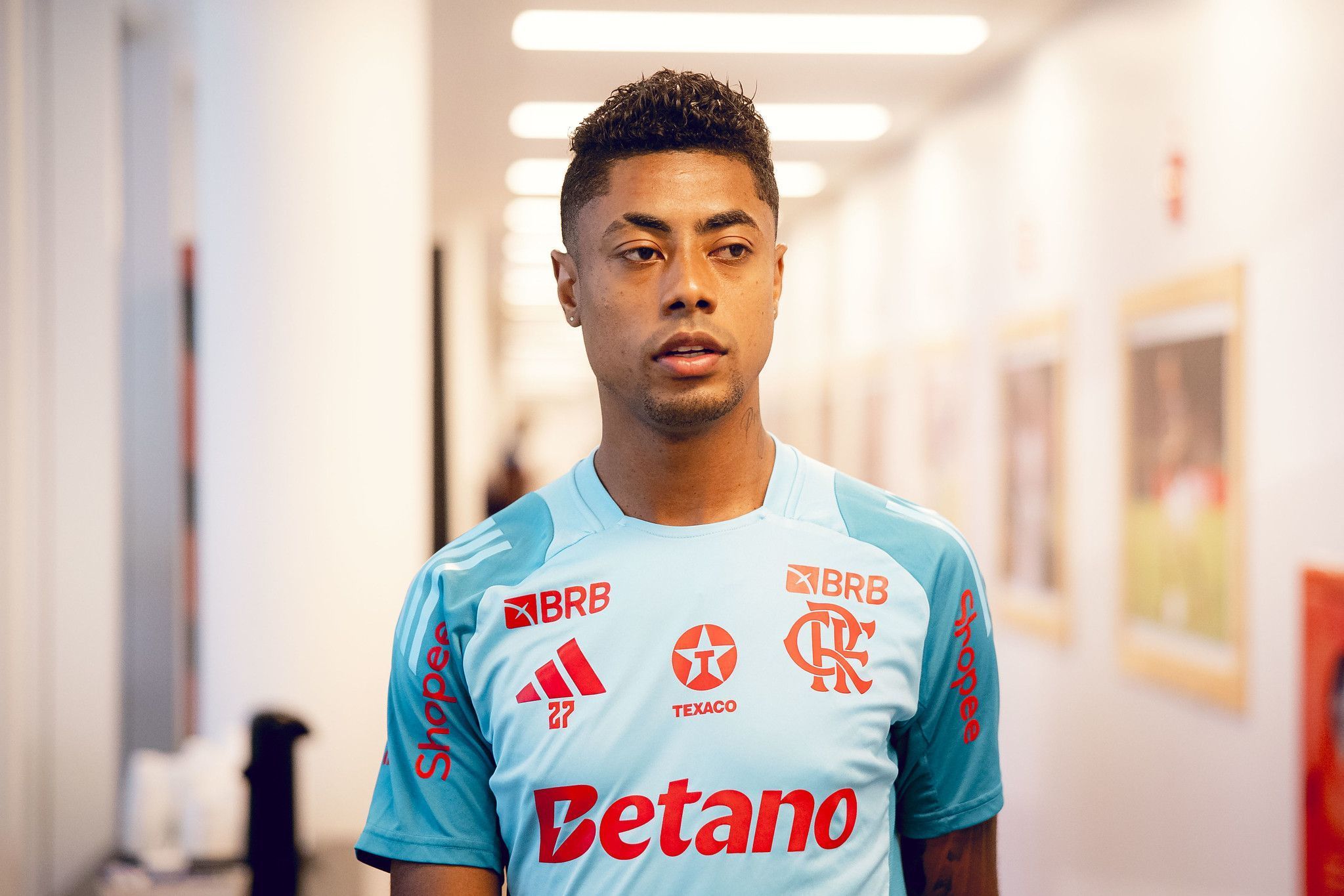 Defesa de Bruno Henrique, do Flamengo, se posiciona após decisão da Justiça