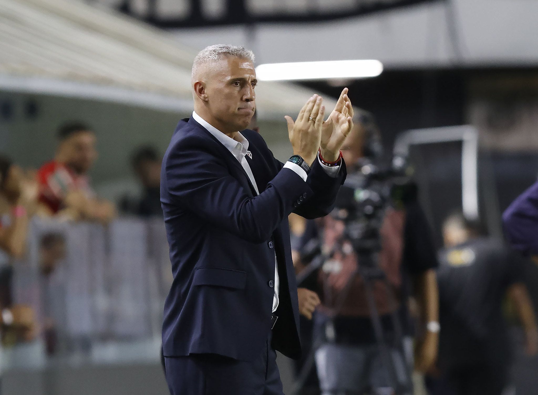 Crespo é direto sobre expectativas para próxima temporada do São Paulo