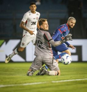 Vitória sofre segunda pior derrota na temporada após goleada sofrida para o Bragantino