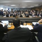 Com aumento de eleitores idosos, CPMI do INSS tem impacto na eleição