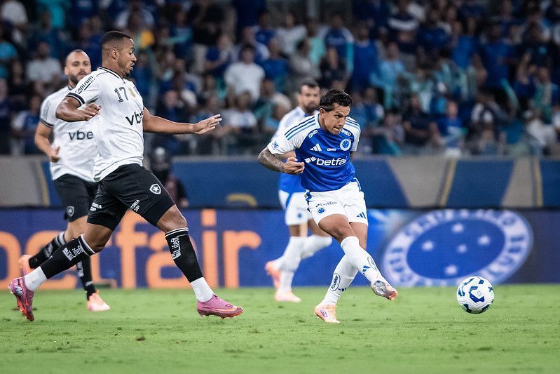 Cruzeiro reforça 'hegemonia' em confrontos diante do Botafogo; veja números