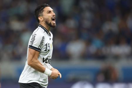 Alex Telles é um dos principais nomes do Botafogo em 2025
