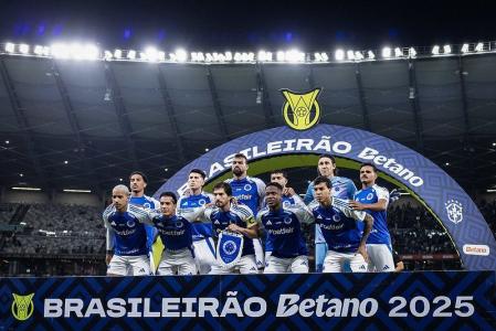 Cruzeiro tem quatro jogadores na seleção do Campeonato Brasileiro pelo Prêmio Brasileirão