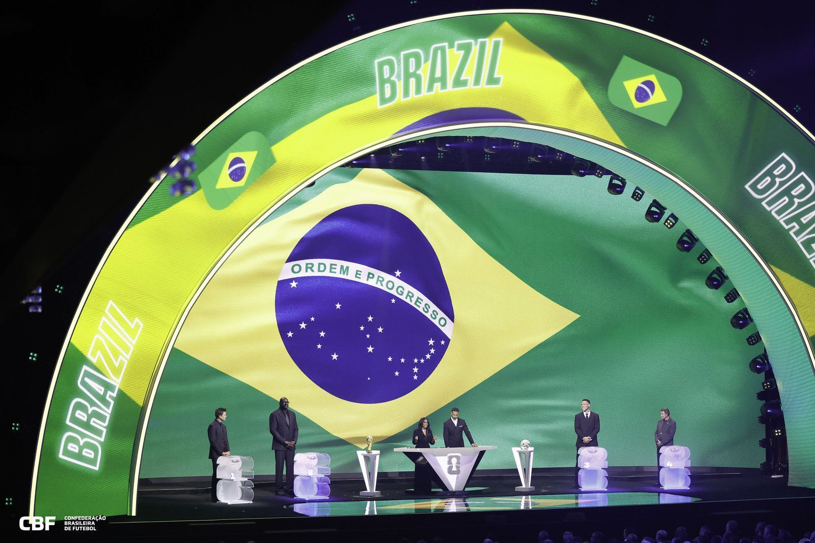 Globo anuncia narrador e comentaristas dos jogos do Brasil na Copa do Mundo de 2026