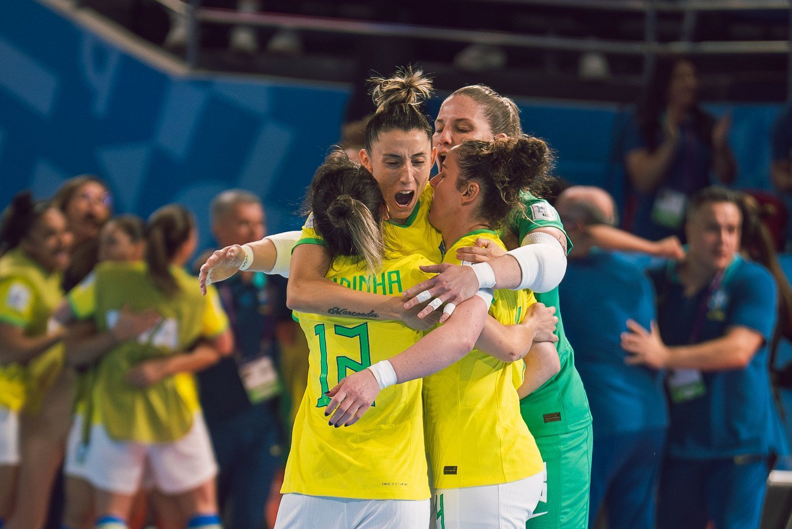 Brasil vence Espanha e garante vaga na final da Copa do Mundo Feminina de Futsal