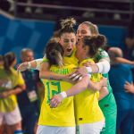 Brasil vence Espanha e garante vaga na final da Copa do Mundo Feminina de Futsal