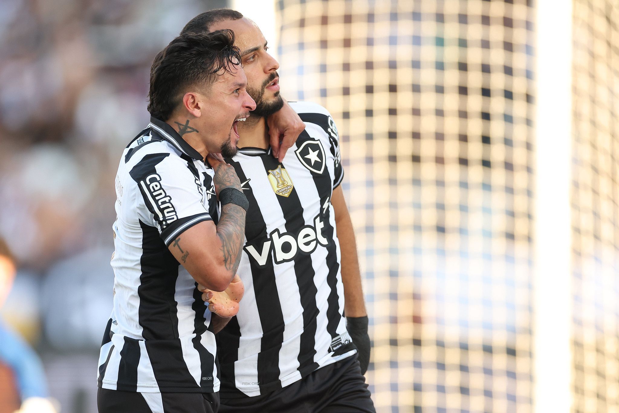 Atacante do Botafogo encerra jejum, valoriza vitória em casa e projeta 2026