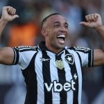 Lateral-esquerdo do Botafogo, Marçal ‘fura’ clube e faz anúncio nas redes sociais