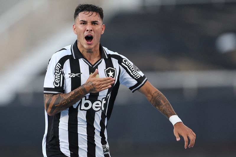 Uruguaio vê lições para o Botafogo em 2025 e projeta 'grandes conquistas'