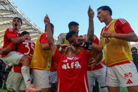 Inter segue na elite do futebol brasileiro após vitória sobre o RB Bragantino