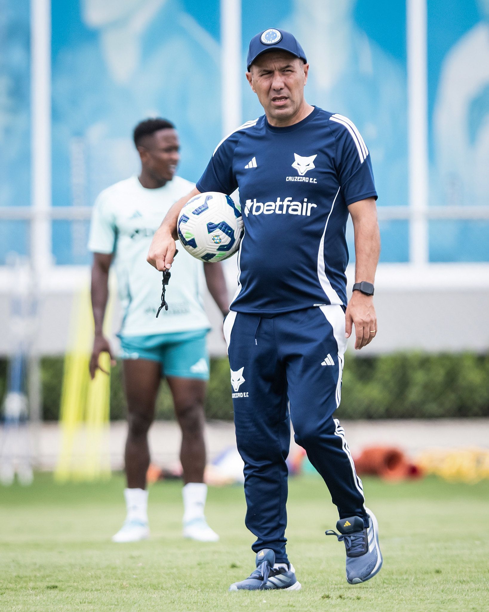 ‘Ele tem vontade de não ser técnico’, diz Pedrinho, dono do Cruzeiro, sobre Jardim