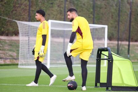 Matheus Cunha (à direita) retornou ao Brasil para acompanhar o nascimento do filho