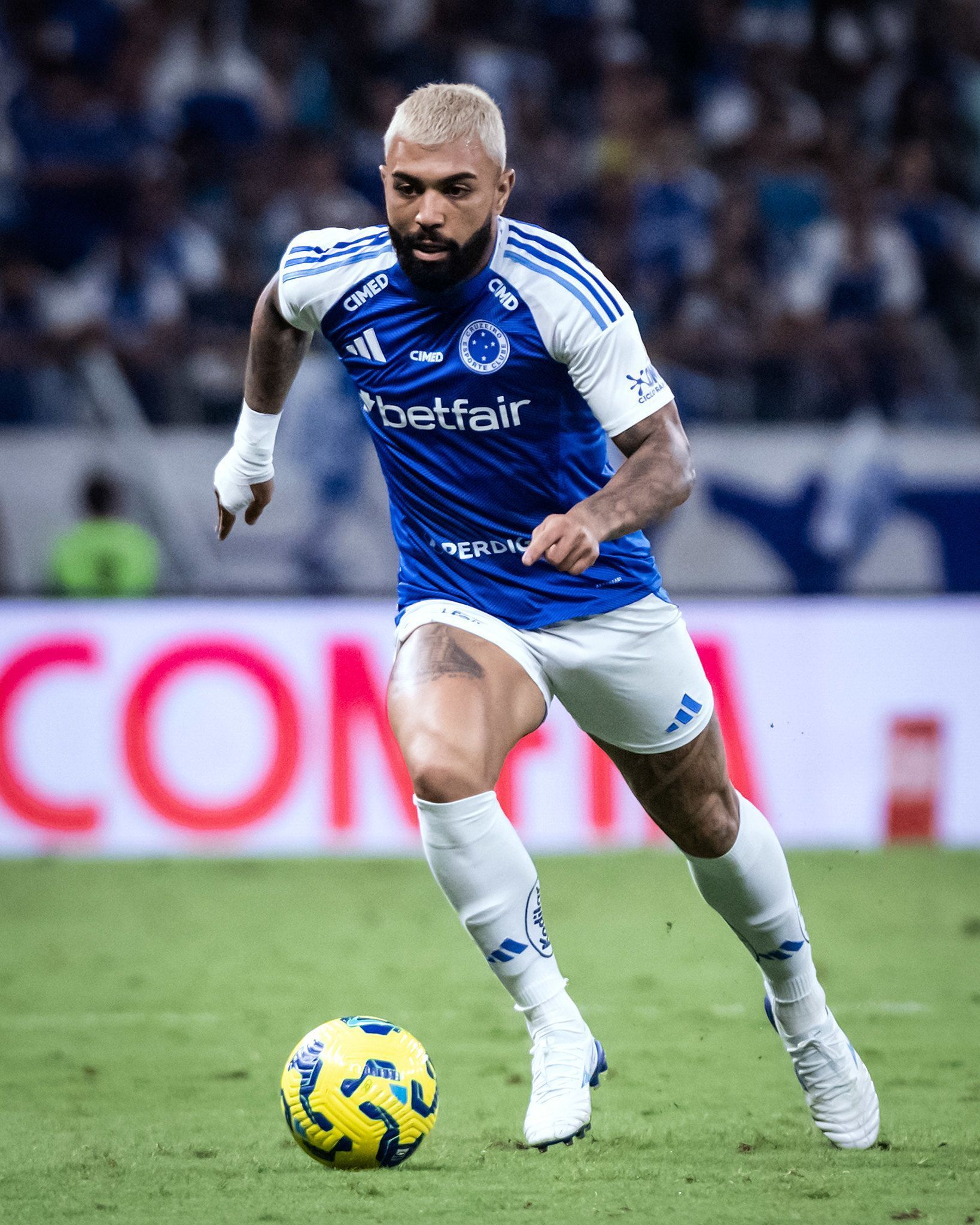 Gabigol no Santos? Entenda situação do atacante do Cruzeiro após anúncio de Tite