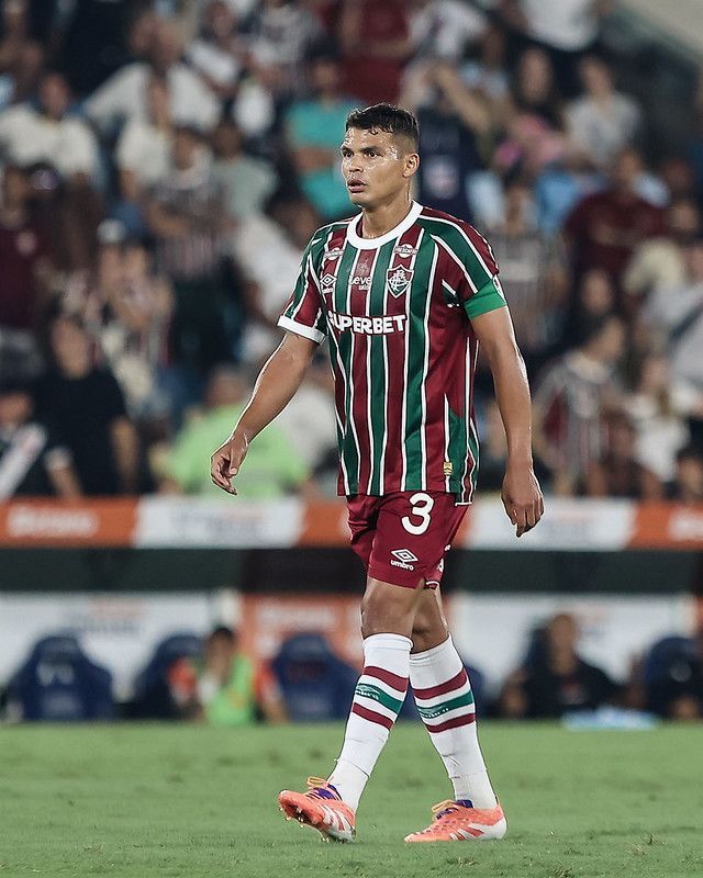 Thiago Silva é direto e aponta erros em derrota do Fluminense: ‘Paramos de jogar'