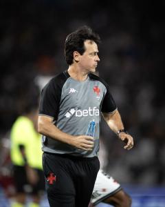 Fernando Diniz levou o Vasco para a final da Copa do Brasil